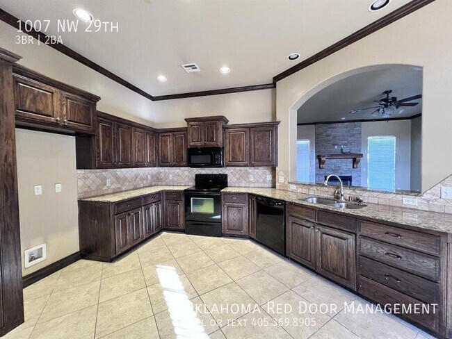 Foto del edificio - 1007 NW 29th St