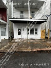 Building Photo - 139 E Market St