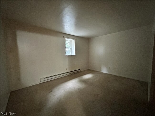 Building Photo - 183 Woodmont Ave