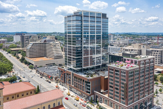 Building Photo - 2010 West End