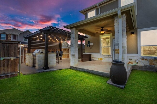 Building Photo - 100 Speckle Park Dr