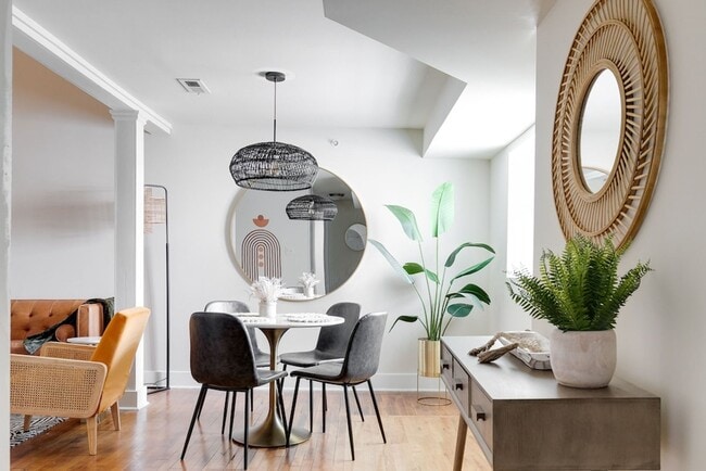 Interior Photo - Morton Building Apartments