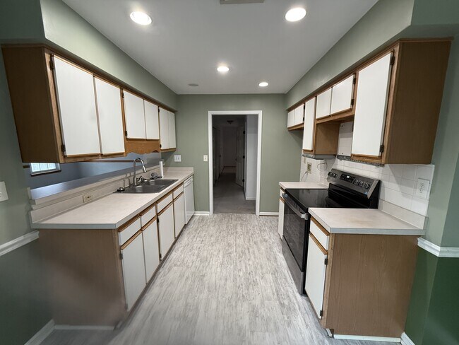 Foto del edificio - 3813 Sterncroft Dr
