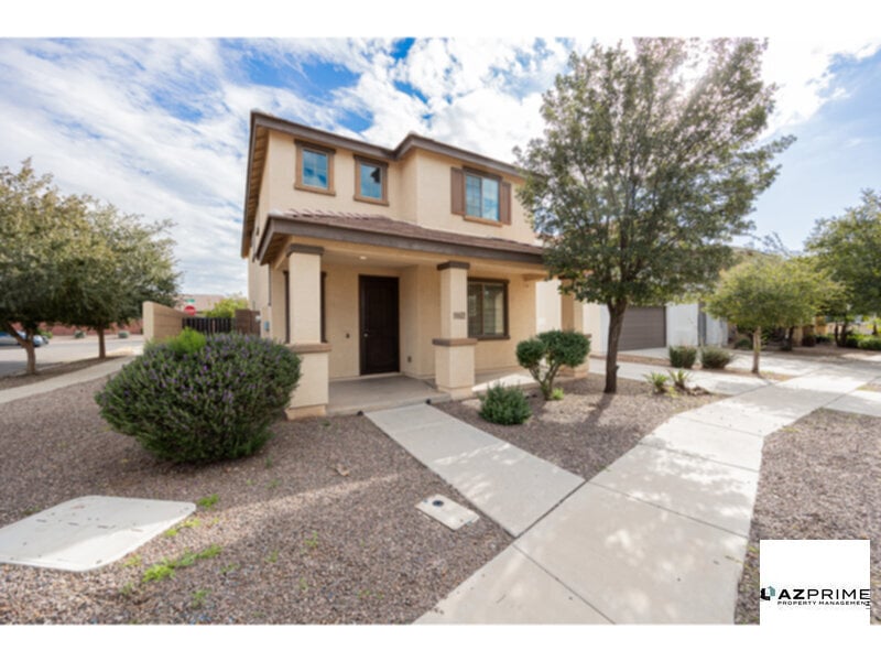 Stunning 3/2.5 Gilbert House in Lyon's Gate! - Stunning 3/2.5 Gilbert House in Lyon's Gate!