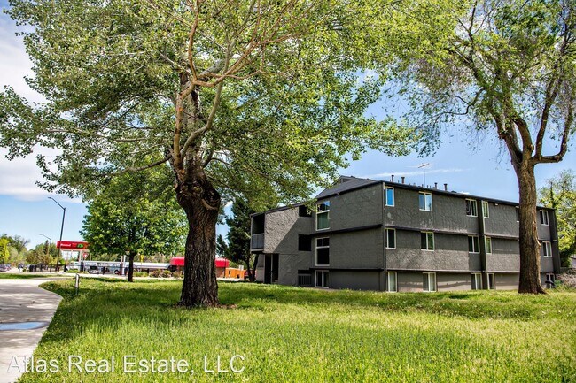 Foto del edificio - 632-636 N Shields St