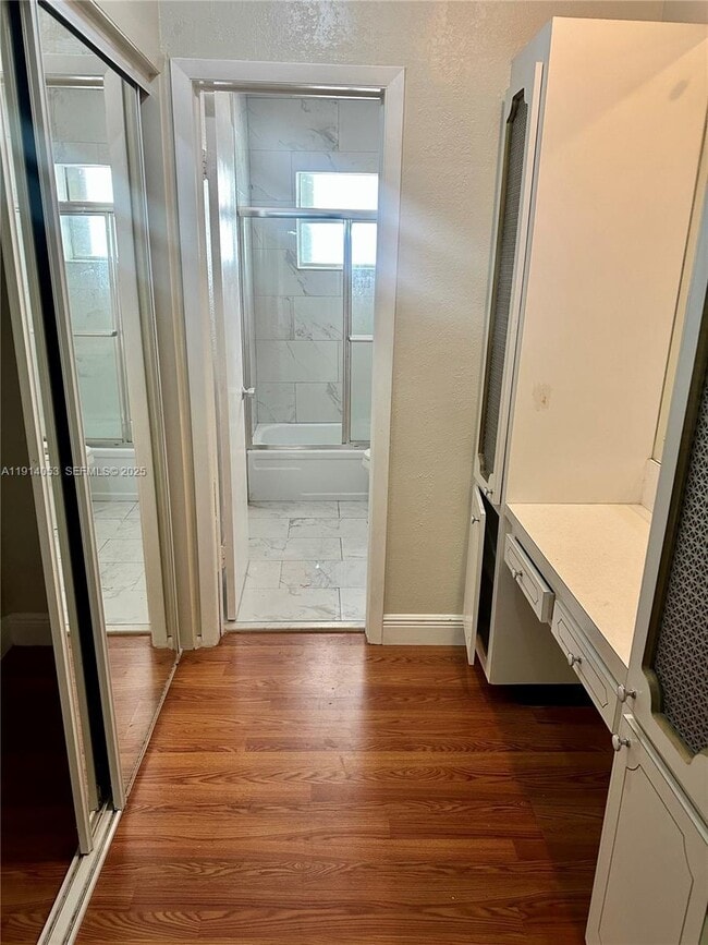 Building Photo - 1311 NW 43rd Ave