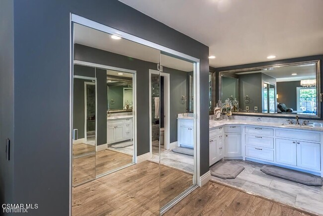 Building Photo - 4 br, 2.5 bath House - 7808 Broadmoor Trail
