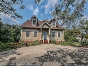 Building Photo - 367 Rowe Rd