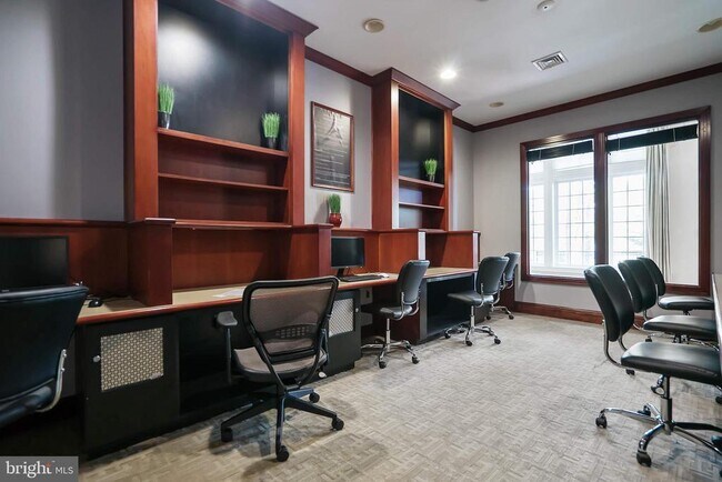 Foto del edificio - 13331 Connor Dr