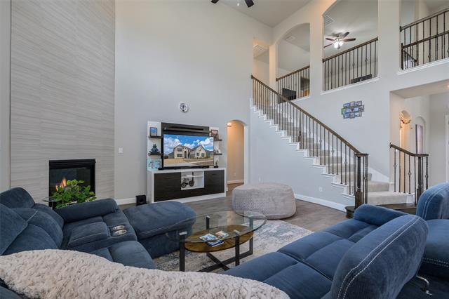 Foto del edificio - 16356 Willowick Ln