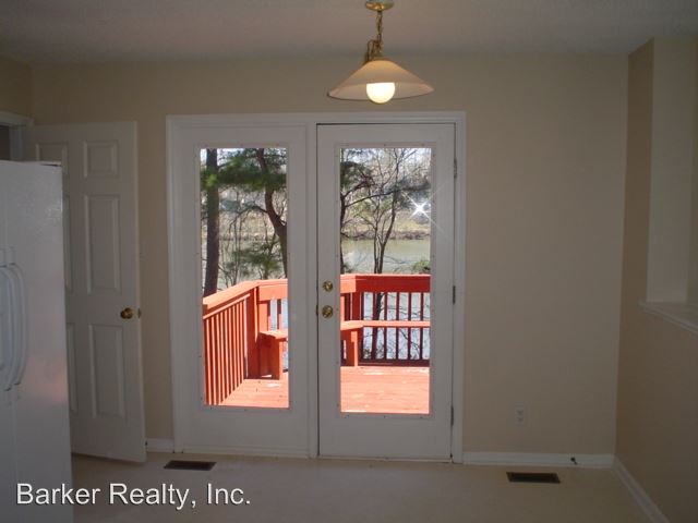 Building Photo - 500 Marsh Grass Dr