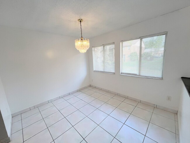 Building Photo - 5151 Picadilly Circus Ct