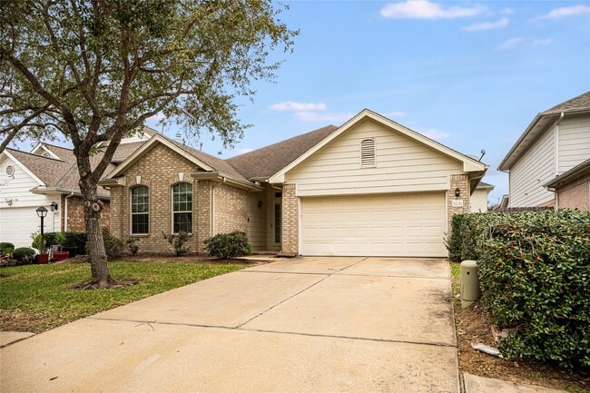 Building Photo - 1631 Crescent Shores Ln