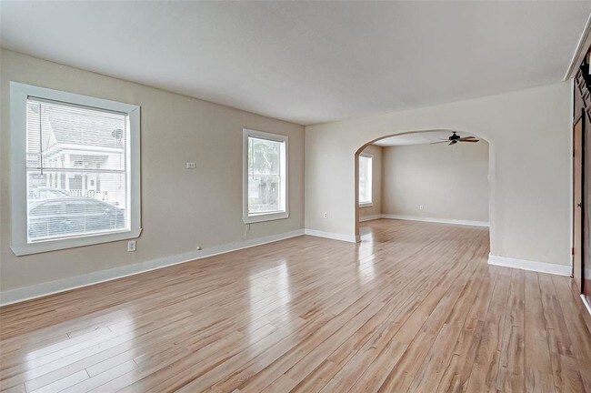 Building Photo - 2504 Leeland St