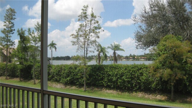 Foto del edificio - 5180 Park Rd