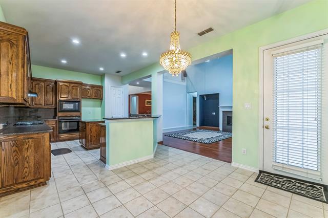 Foto del edificio - 1611 Long Prairie Ct