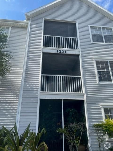 Building Photo - 1221 Bermuda Lakes Ln