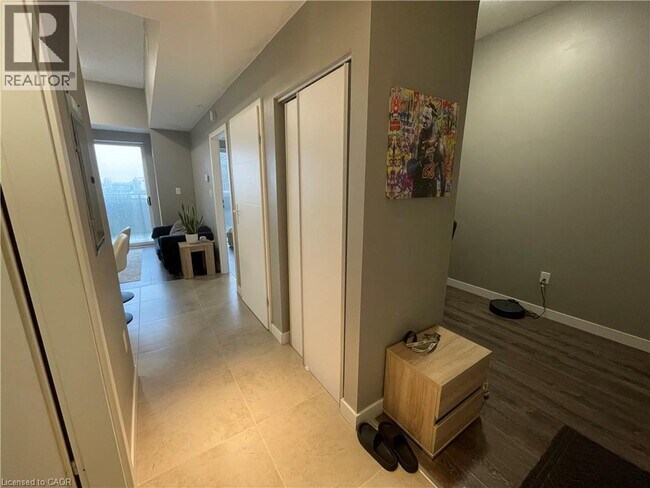 Photo du bâtiment - 280 Lester St