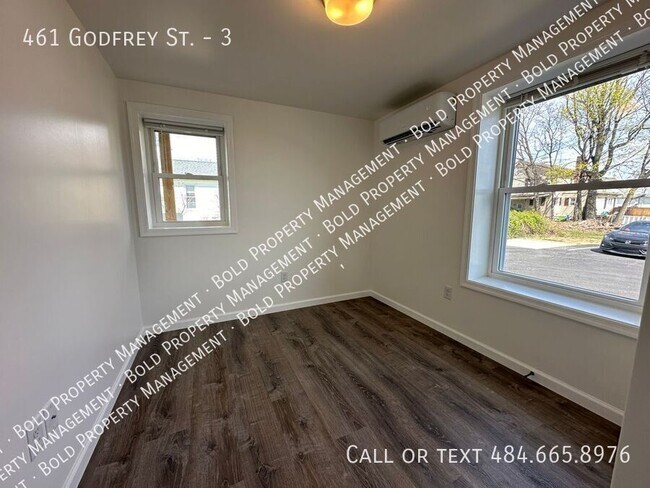 Foto del edificio - 461 Godfrey St