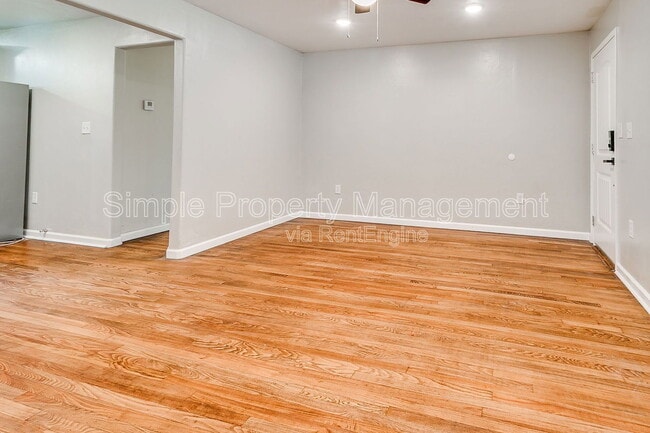 Foto del edificio - 1232 N Independence Ave