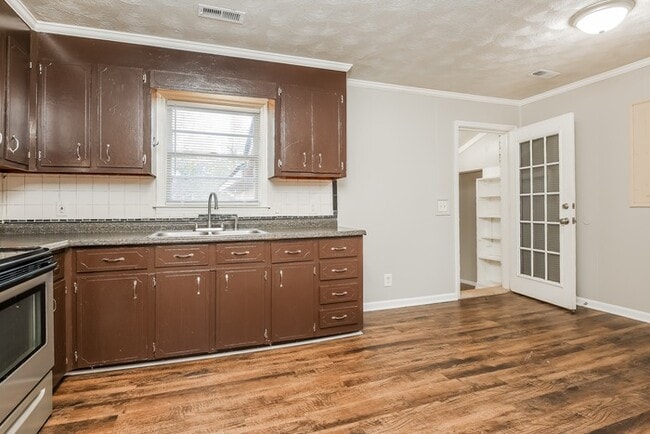 Foto del edificio - 1326 Jackwood Ct