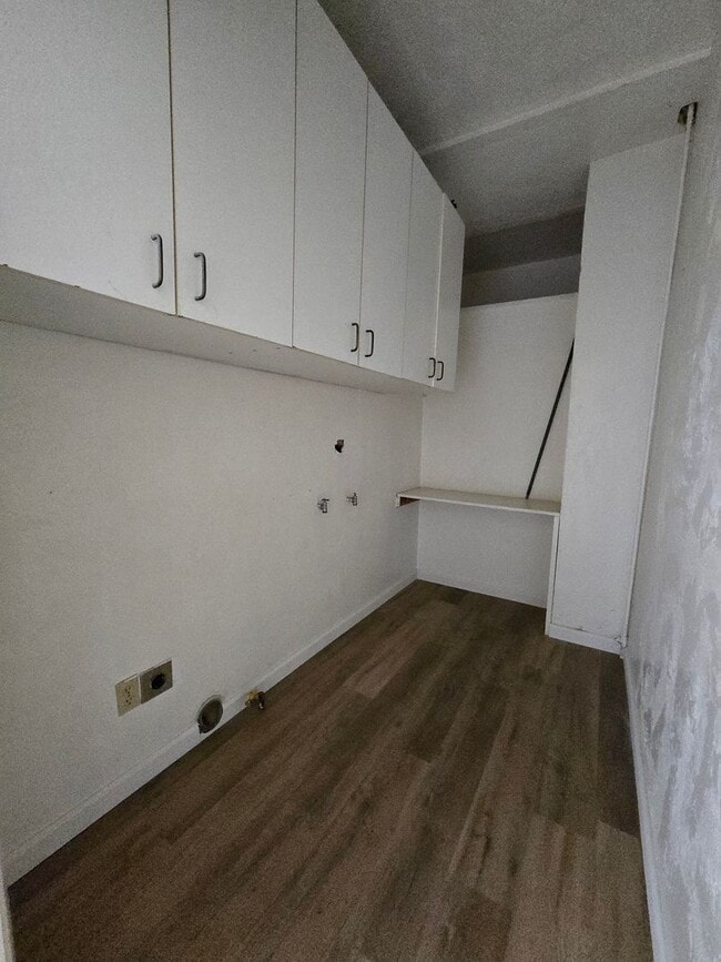 Photo - 460 Apartment