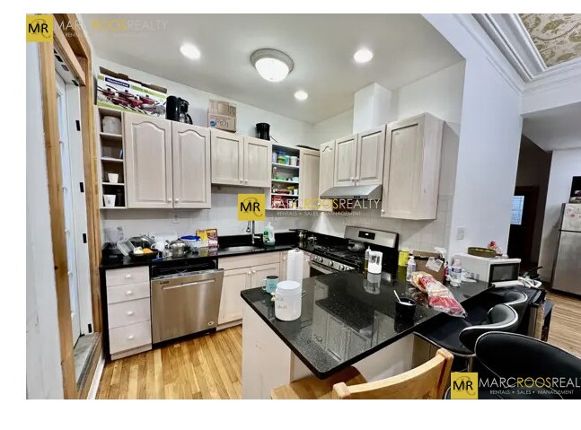 Building Photo - 23 Highland Park Ave