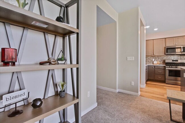 Foto del edificio - 5133 N Willowside Ave