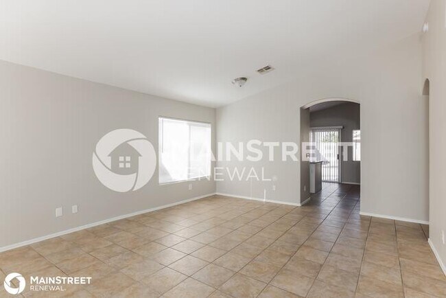 Foto del edificio - 3610 W Via Del Sol Dr, Glendale, AZ 85310