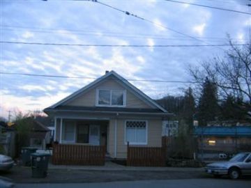 Primary Photo - 2423 S Walker St