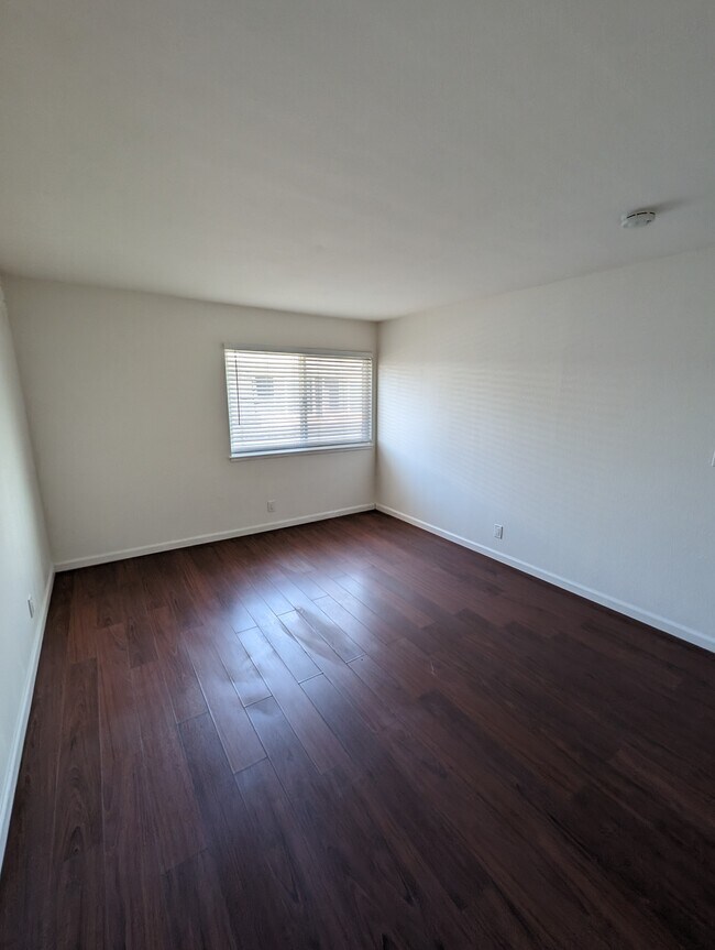 Foto del edificio - 1536 Lincoln Blvd