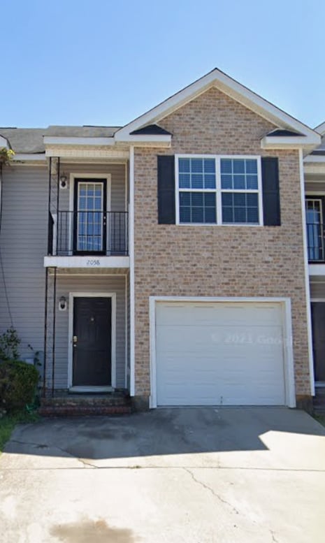 Building Photo - 2058 Reserve Ln