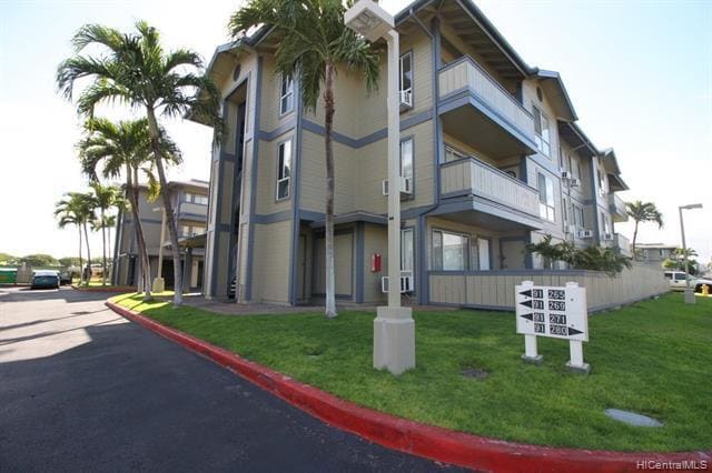 Building Photo - 91-265-265 Hanapouli Cir