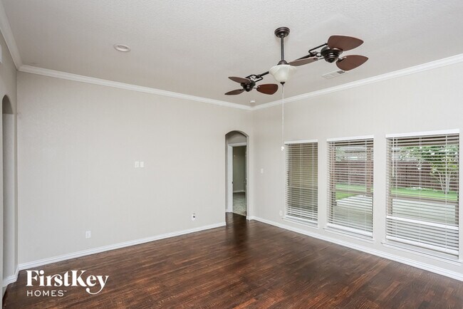 Building Photo - 205 Ghost Rider Rd