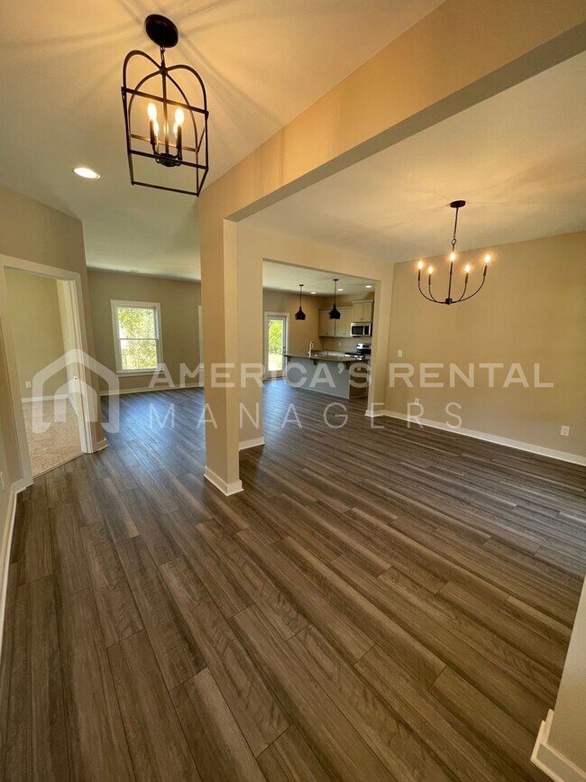 Foto del edificio - Home for Rent in Union Grove, AL!!! View w...