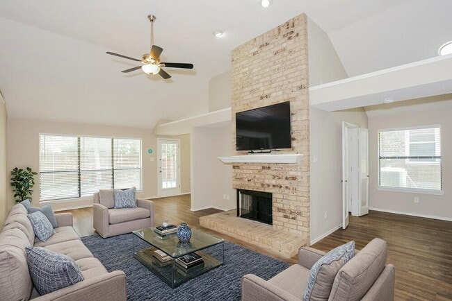 Building Photo - 6639 Mountain Cedar Ln