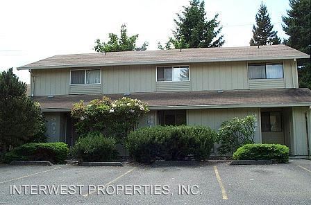 Primary Photo - 3815 NW Chemult Pl