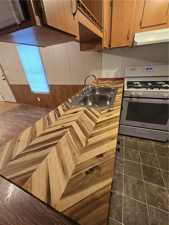 Building Photo - 34 Water St