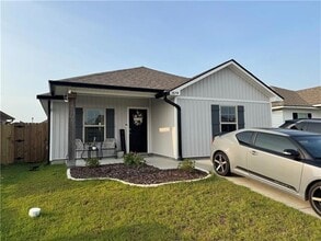 Building Photo - 3874 Seagull Cir