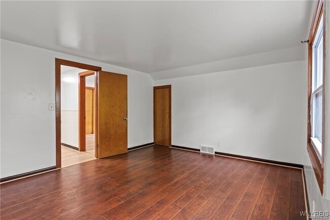 Building Photo - 15 Haller Ave