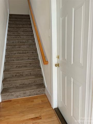 Foto del edificio - 15513 Goosefoot St