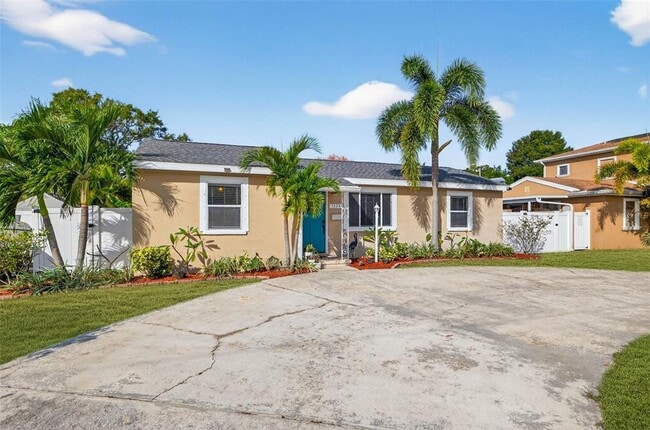 Foto del edificio - 1334 59th St N