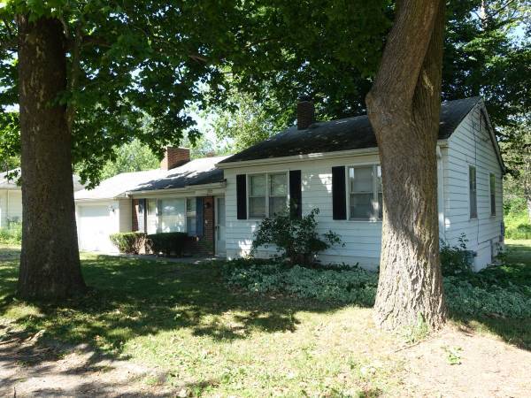 Primary Photo - 2727 Wood St