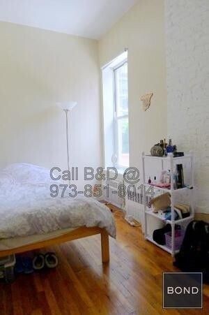 Foto del edificio - 331 E 33rd St