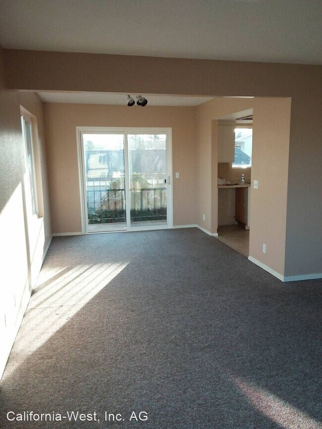 Building Photo - 2136-2162 VISTA