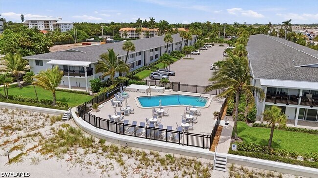 Foto del edificio - 1065 Gulf Shore Blvd N