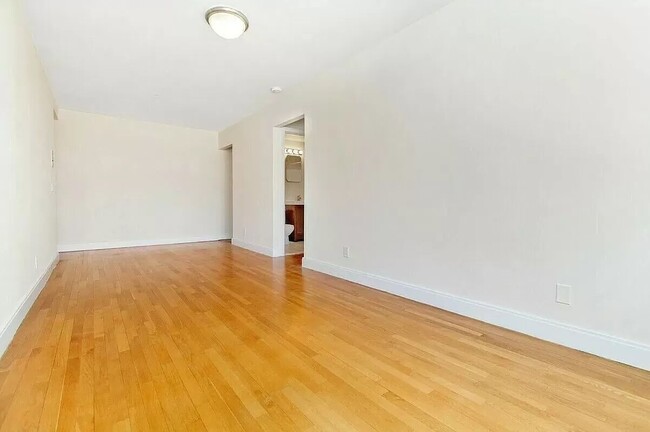 Building Photo - 410 West 48th Street
