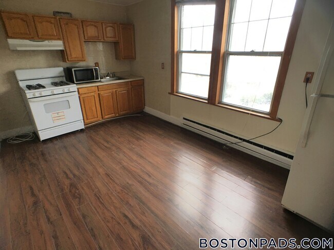 Foto del edificio - 739 Parker St