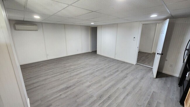 Foto del edificio - 1157 W Pine St