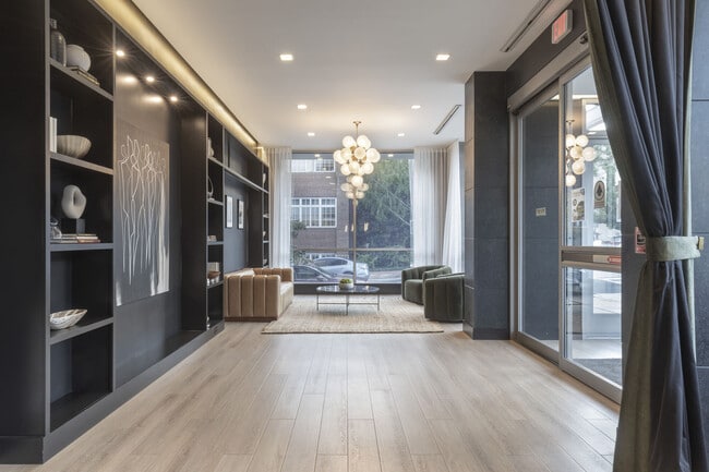 Photo - Conwell Apartments